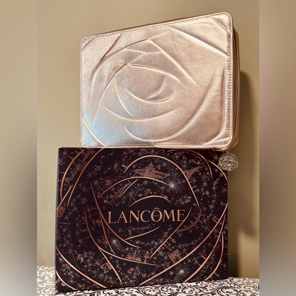 NEW Lancôme Rose Cosmetic Case